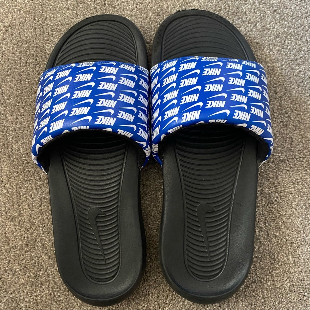 Men’s Nike slides